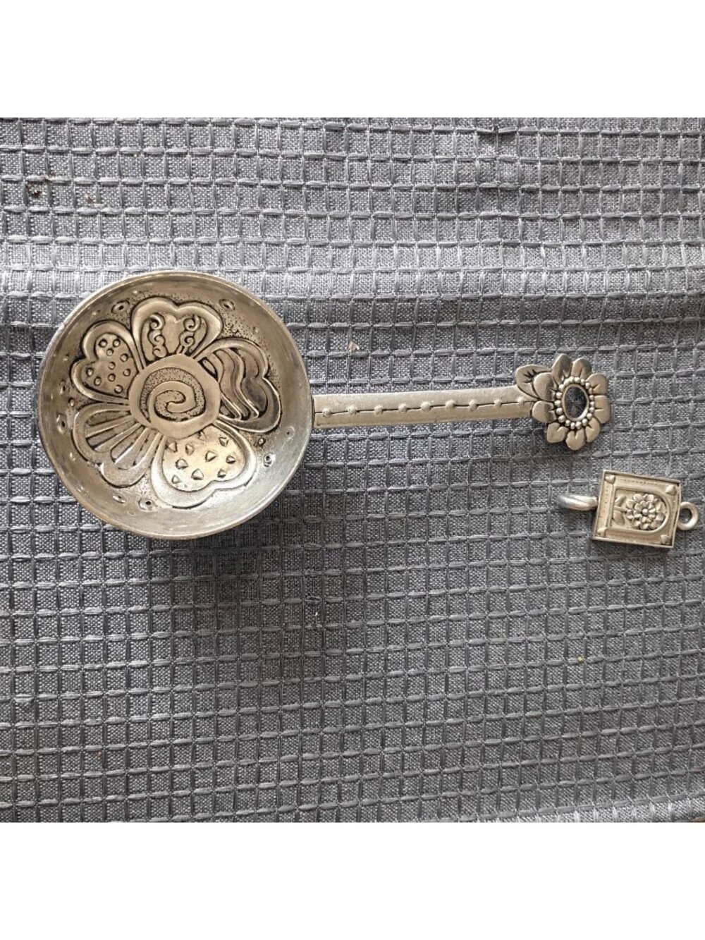 Spoon Silver Floral With Holder
